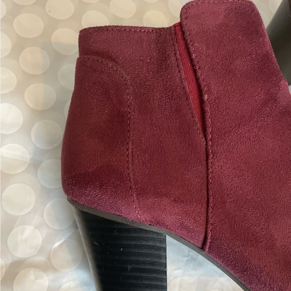 MOVING SALE! Dark maroon heeled Charlotte Russe bootie - Picture 4 of 8